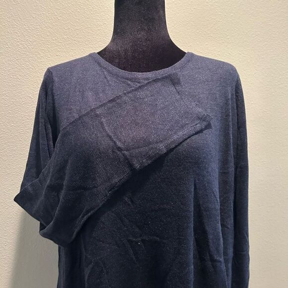 NWT Medium Zuda Sweater Dark Navy Stretchable Slit Open Back - Picture 5 of 8